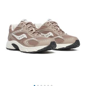 Saucony Tempest Sneakers Gravel and Cream Size 6.5 women’s NIB NWT